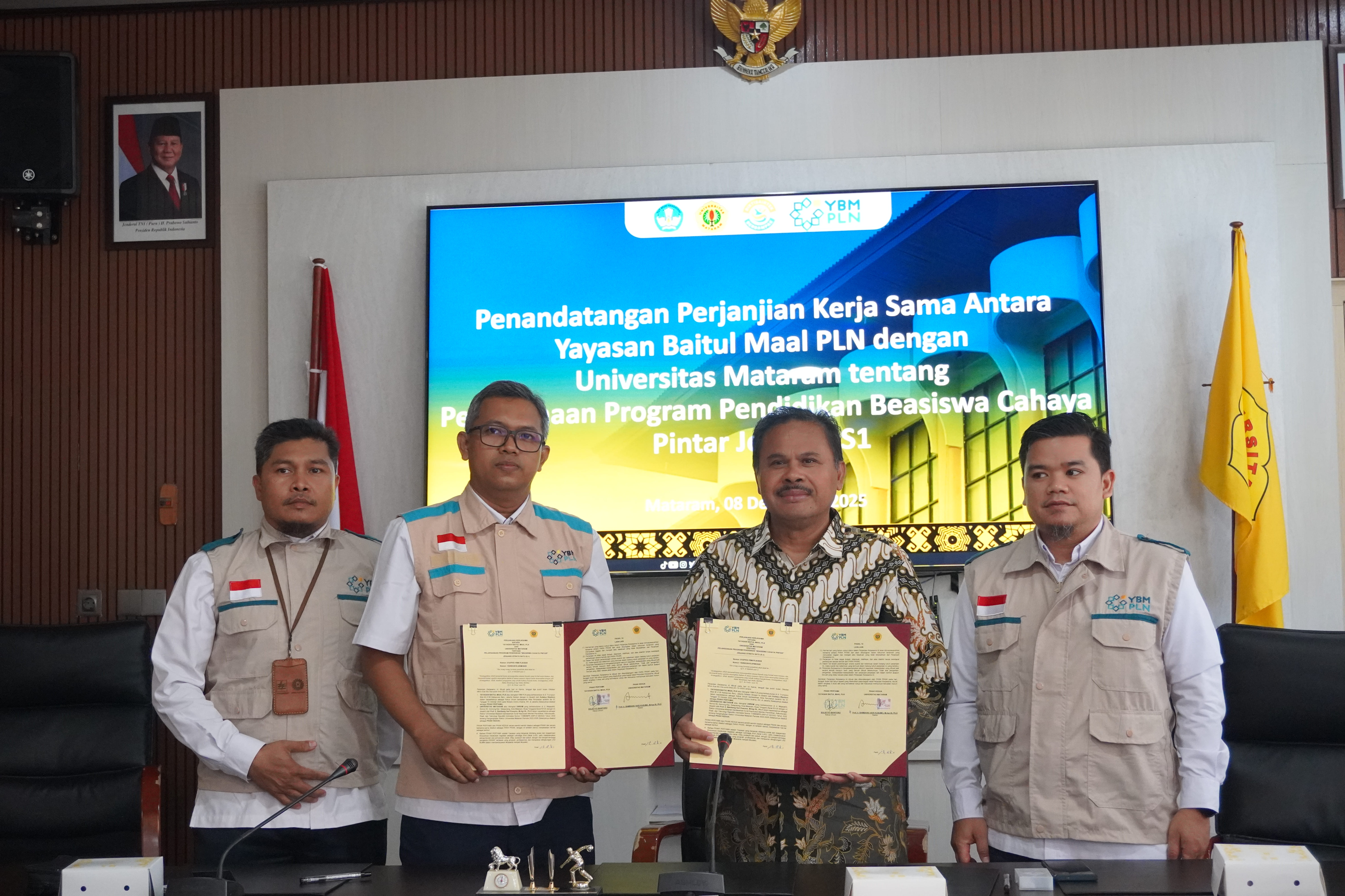 Universitas Mataram dan Yayasan Baitul Maal PLN Resmi Tandatangani Perjanjian Kerja Sama Pemberian Beasiswa Mahasiswa