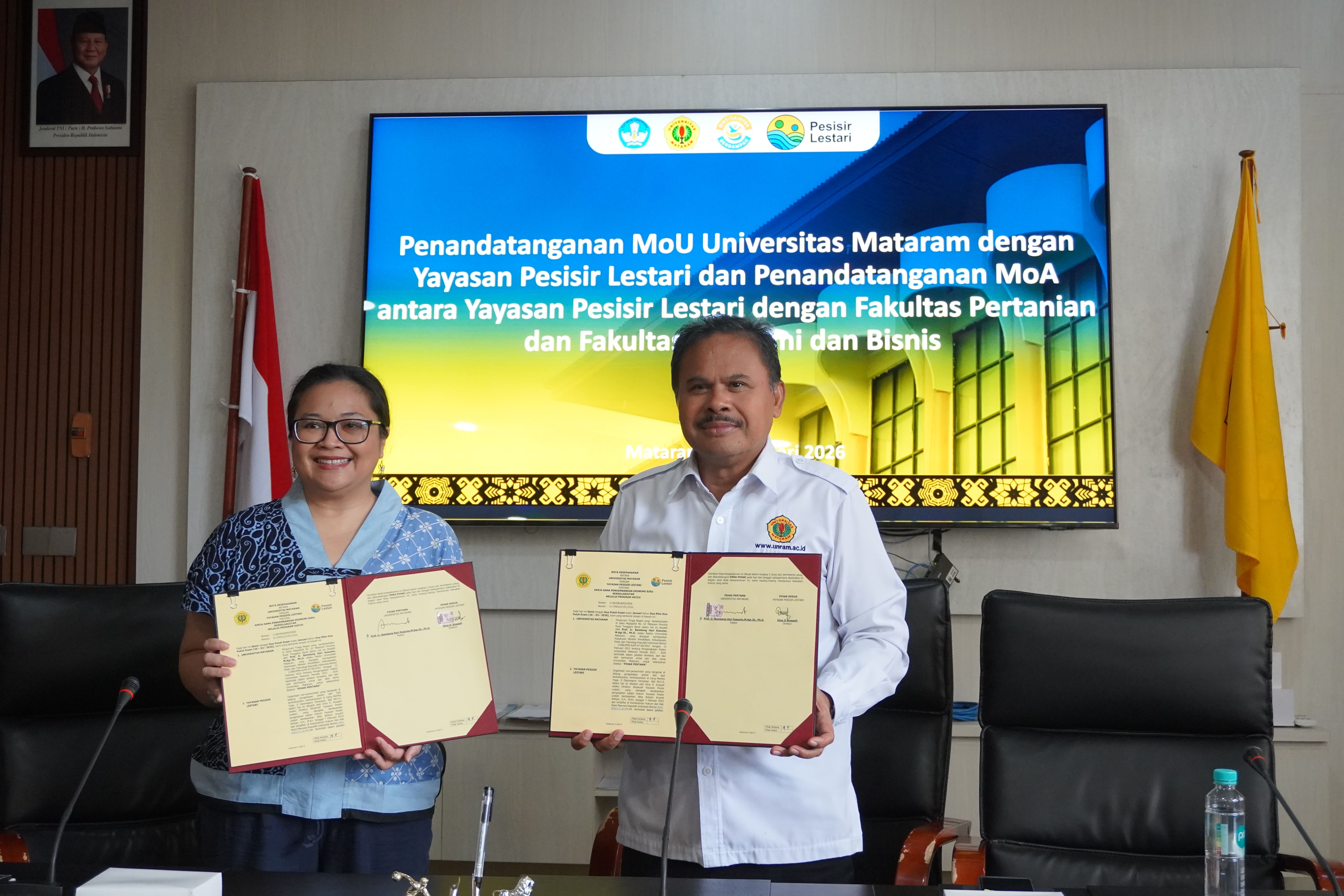 Universitas Mataram dan Yayasan Pesisir Lestari Teken MoU dan MoA Dukung Ekonomi Biru dan Konservasi Lingkungan Di Wilayah Pesisir