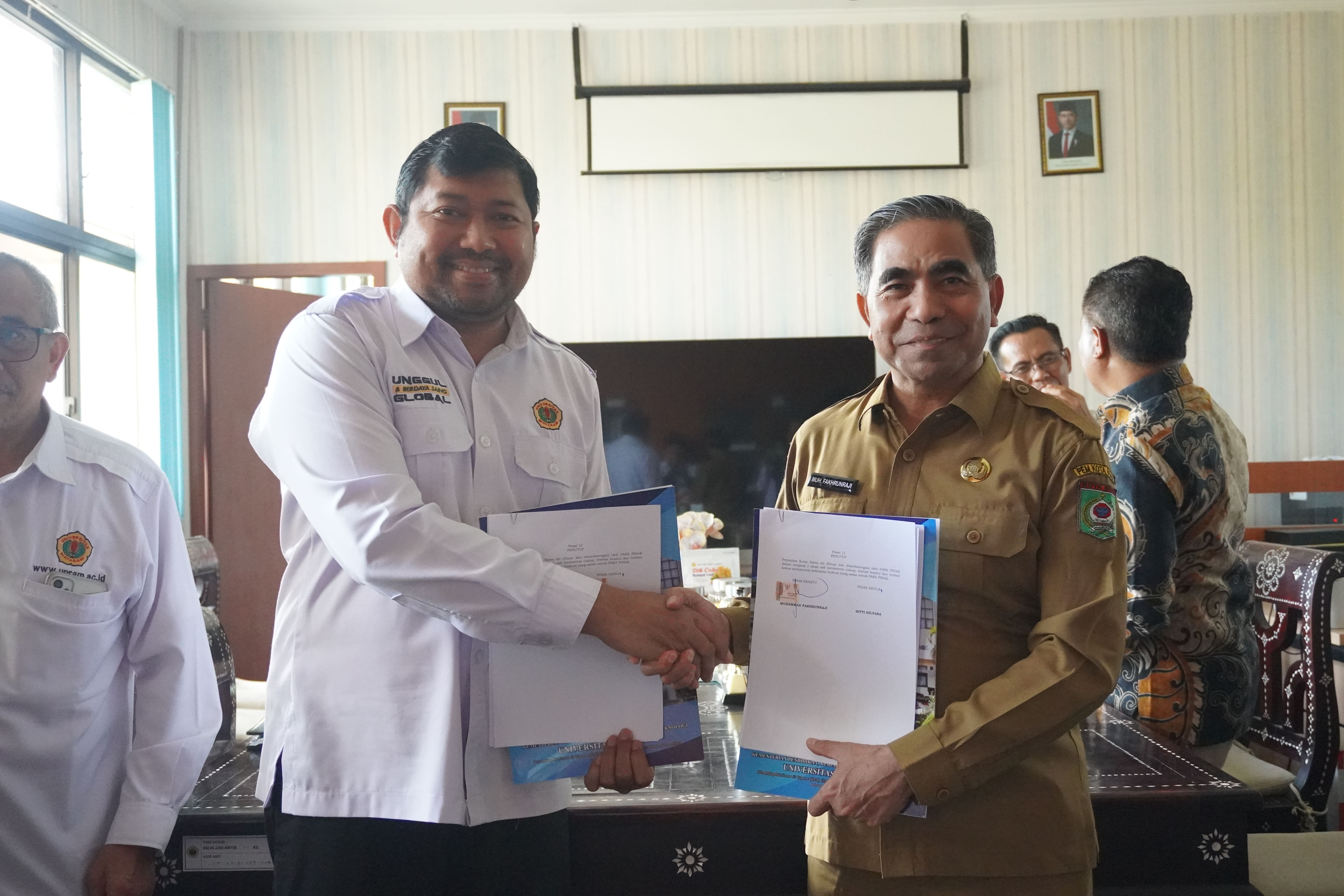 Pemerintah Kota Bima dan Universitas Mataram Teken Perjanjian Kerja Sama Layanan Pendidikan dan Pendayagunaan Residen Senior